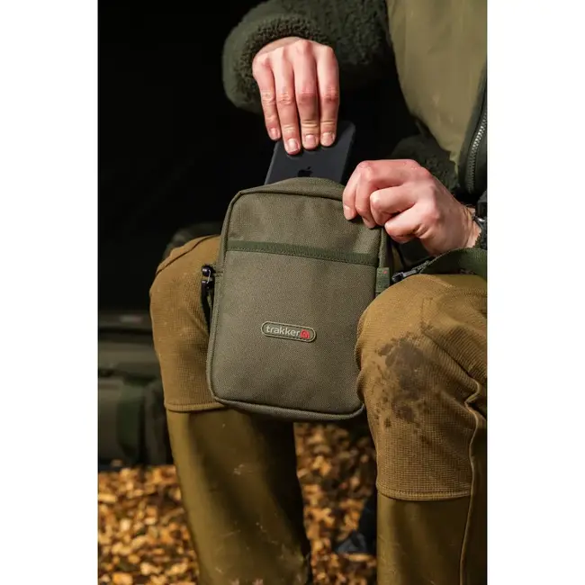Trakker nxg essentials bag