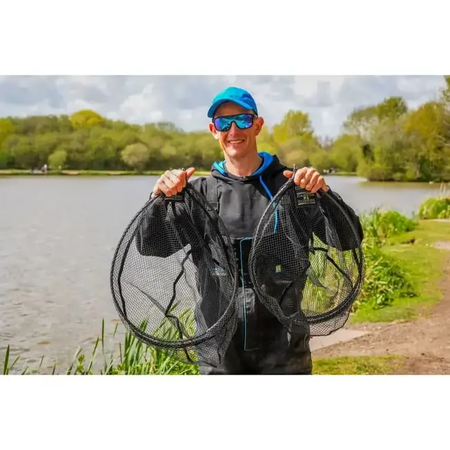 preston carbon f1 latex landing net