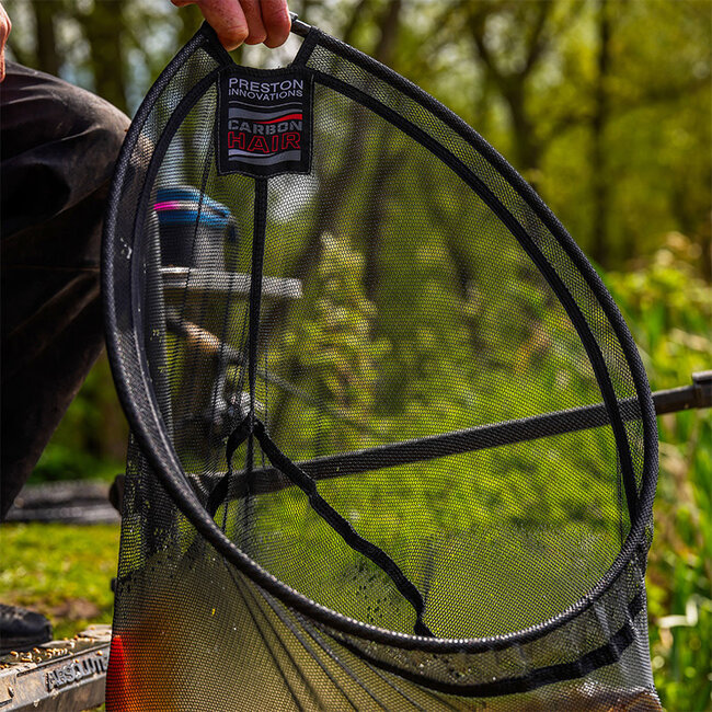 preston carbon f1 latex landing net