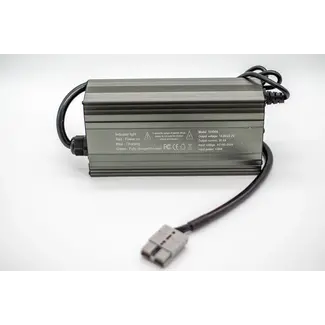 voltacase oplader 12volt 30ah