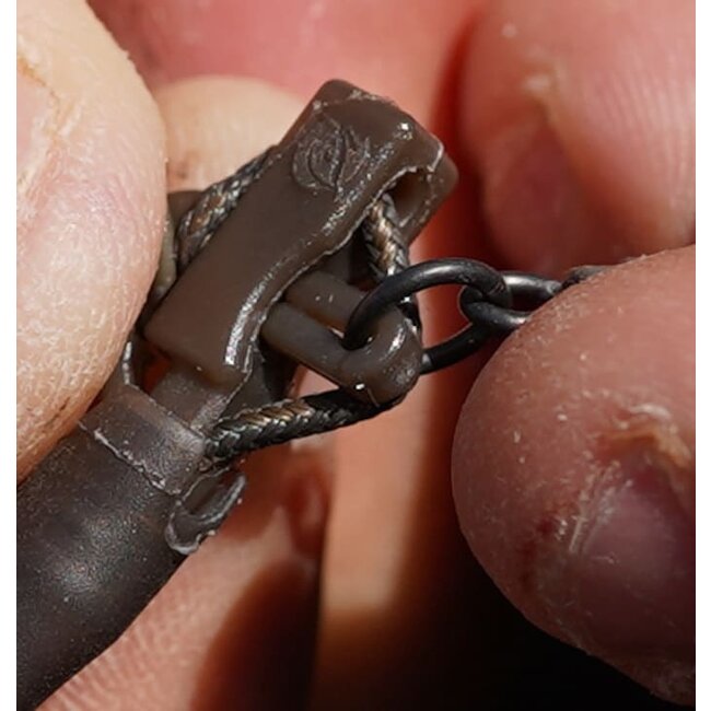 pole position cs safety lead clip action pack