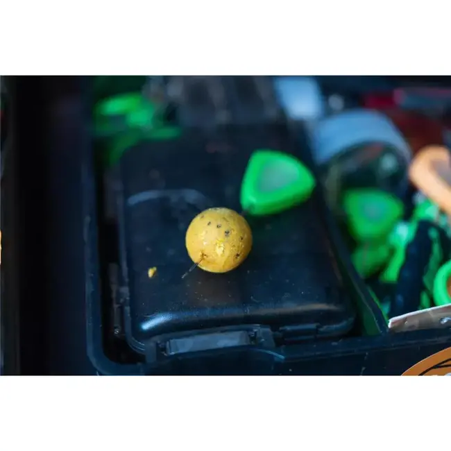 mtc baits big banana boilies 1kg