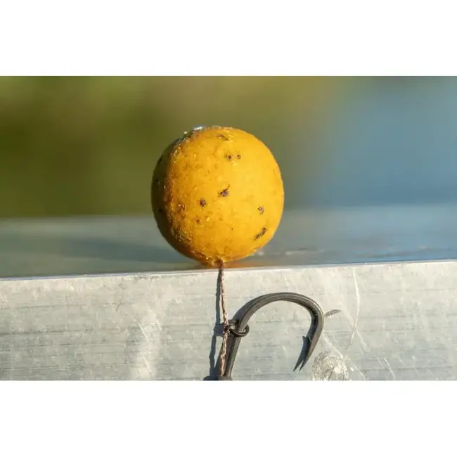 mtc baits big banana hookbait wafter