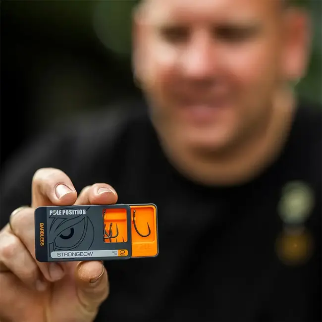 pole position strongbow barbless