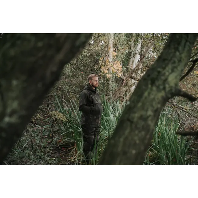 nash zt helluva waterproof bib and brace camo