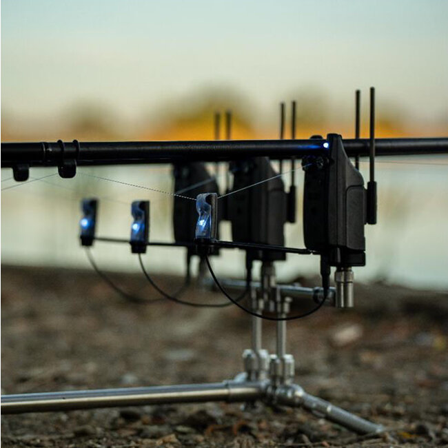 delkim smartlite single multi-coloured hanger