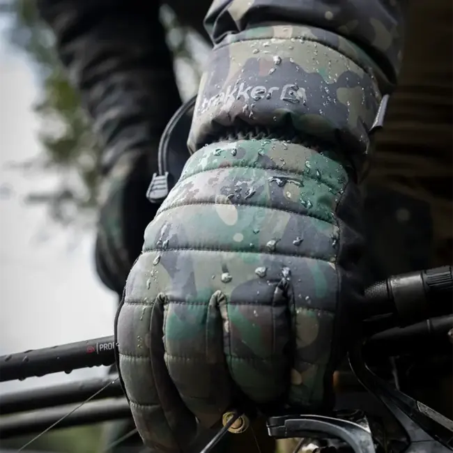 trakker techpro waterproof gloves
