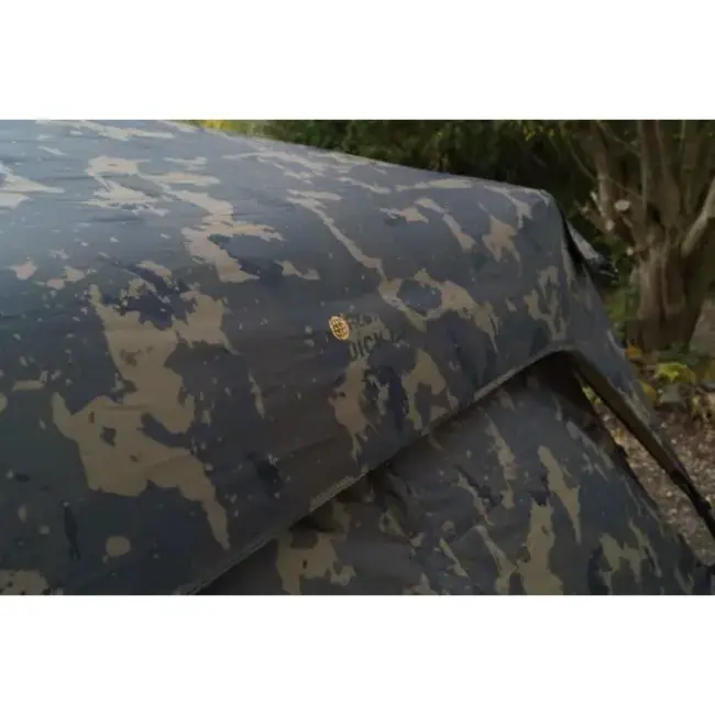 Solar Tackle worlwide quick up shelter