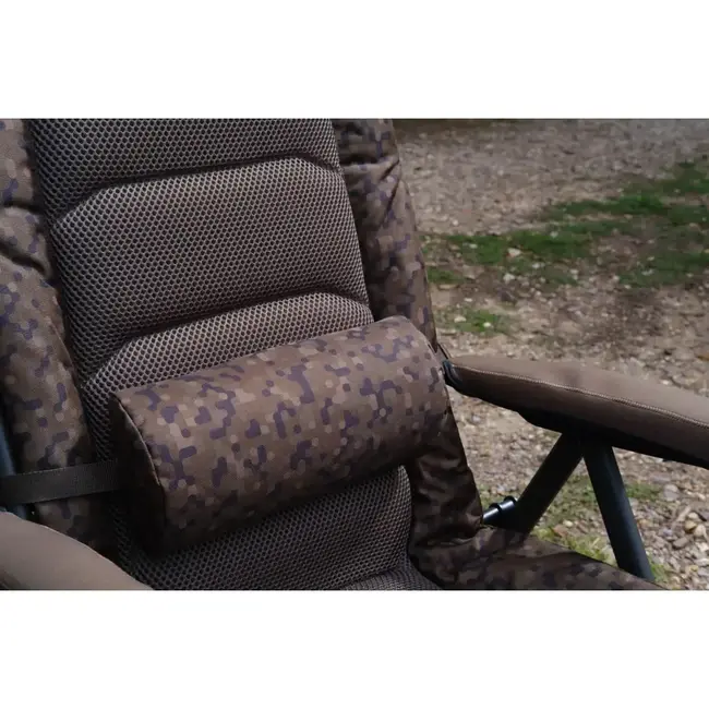 solar tackle sp c-tech recliner high chair