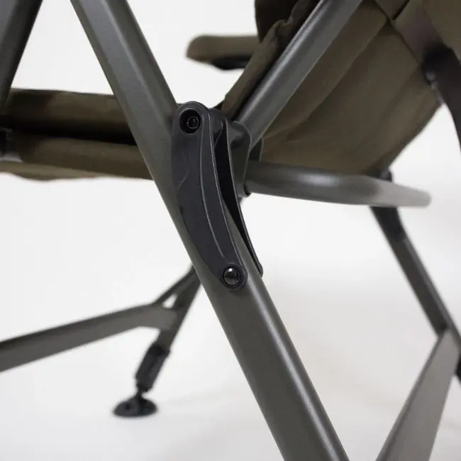 solar tackle sp c-tech recliner high chair