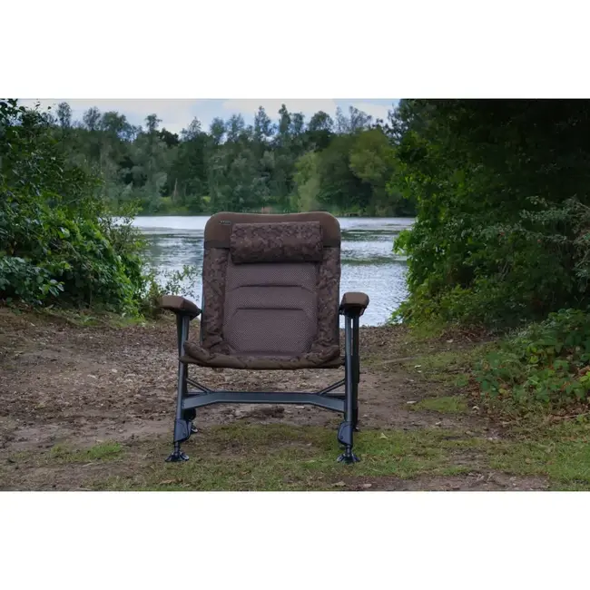 solar tackle sp c-tech recliner chair