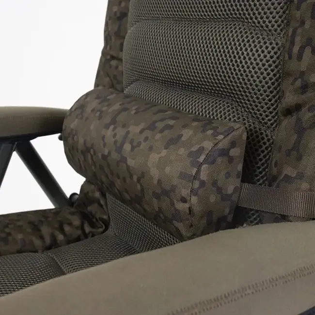 solar tackle sp c-tech recliner chair