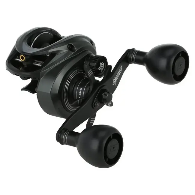 abu garcia beast™ 300 low profile reel - left handed