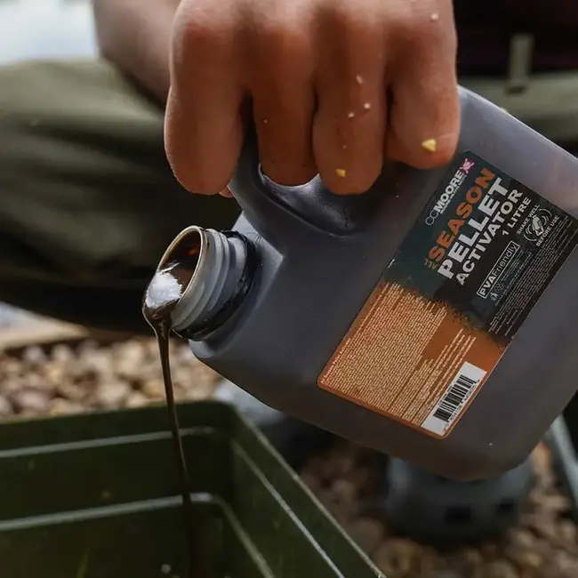 CC Moore all season pellet attractor **pre-order**