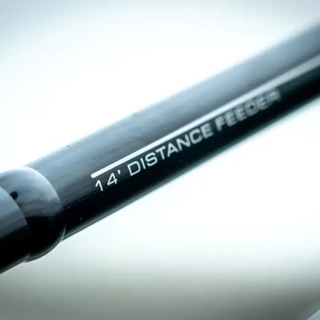 Guru aventus r distance feeder