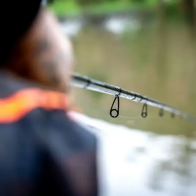 Guru aventus r waggler