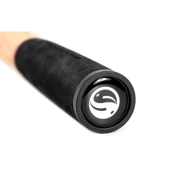 Guru a-class power distance feeder