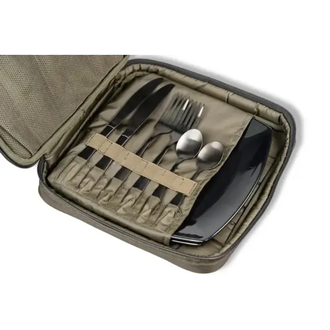 Nash banklife dining set