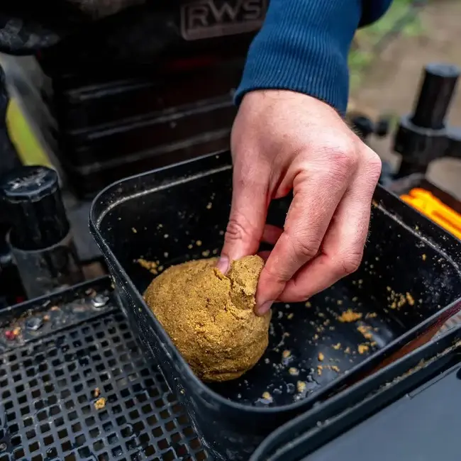 Mainline match pellet paste