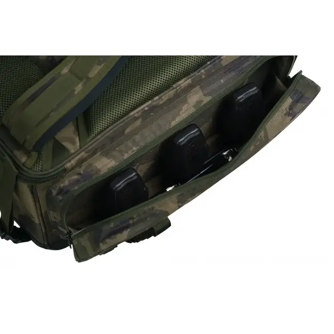 Solar Tackle worldwide barrow ruckbag