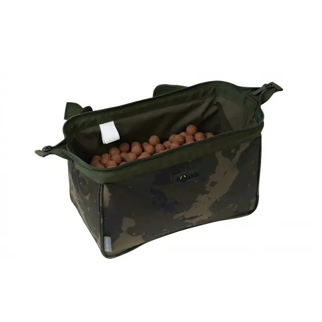 Solar Tackle worldwide bait "n" stalker pouch