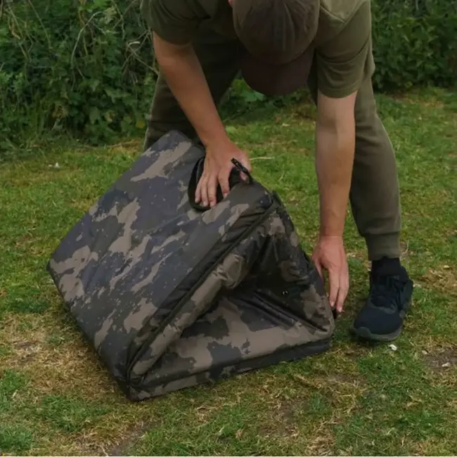 Solar Tackle worldwide square cradle
