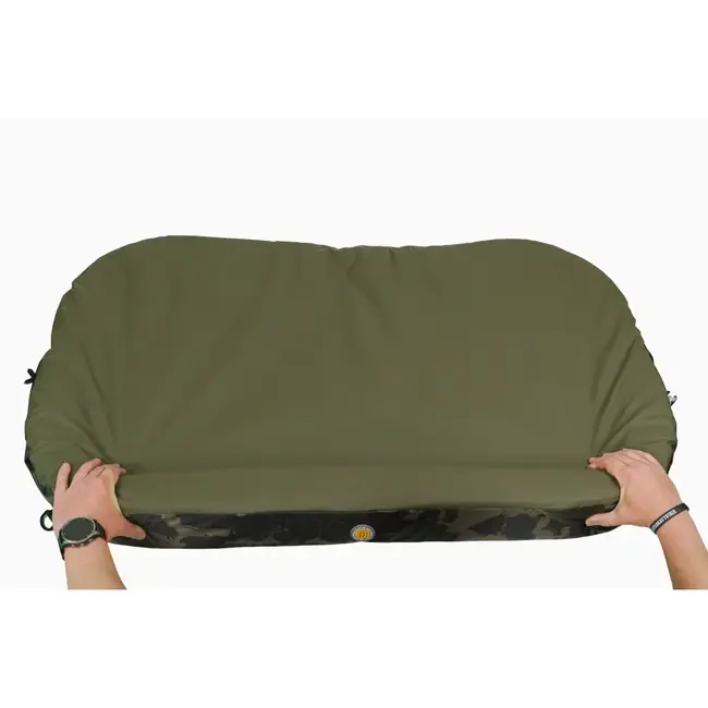 Solar Tackle worldwide foldable flat mat