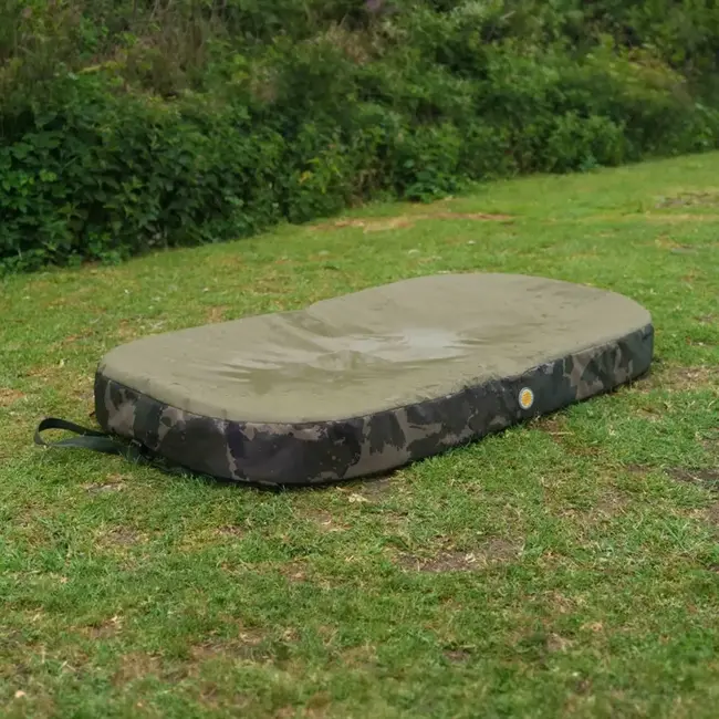 Solar Tackle worldwide foldable flat mat
