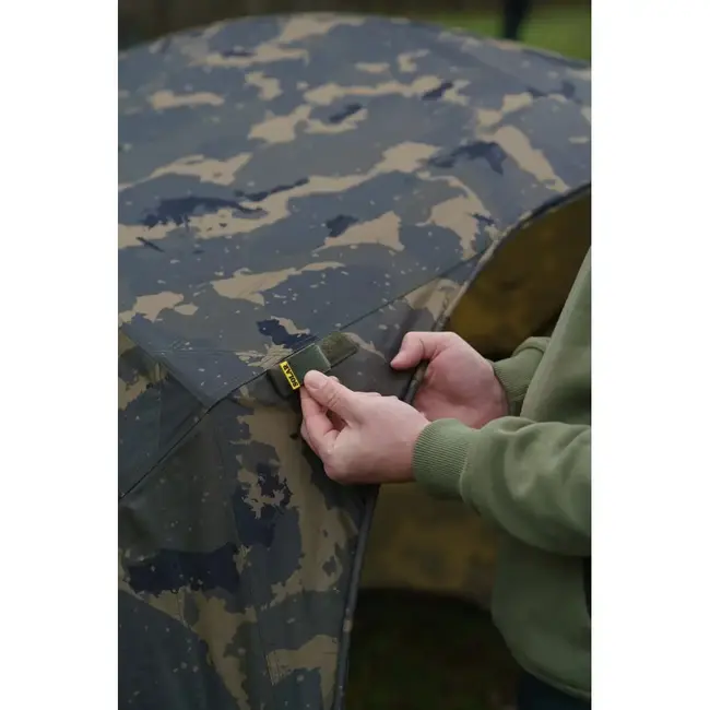 Solar Tackle worldwide brolly system