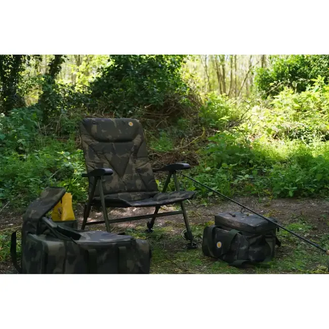 Solar Tackle worldwide recliner - low