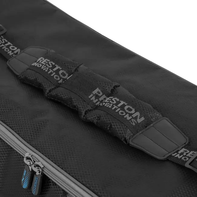 Preston competition xs roller & roost bag