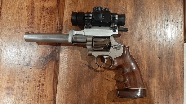 Smith & Wesson Smith & Wesson 19-5 Bianchi Cup Occasion .38/.357 Smith & Wesson Smith & Wesson 19-5 Bianchi Cup Occasion .38/.357