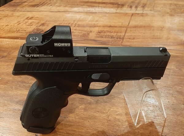 Steyr Steyr L9-A1 9x19mm