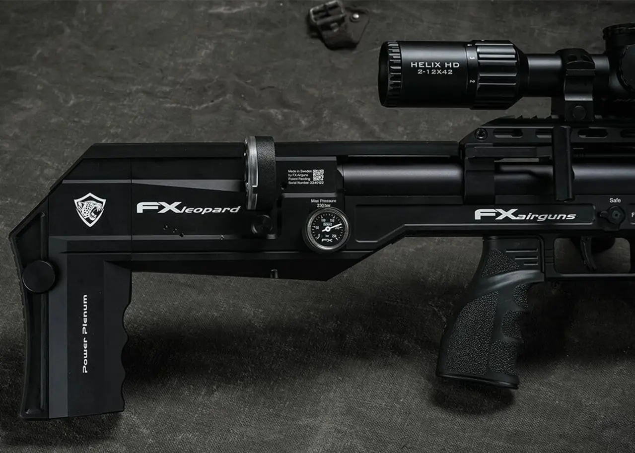 FX Airguns FX Leopard Standard Bottle PCP Luchtgeweer met 600 mm Loop en 740 cc Luchtcapaciteit FX Airguns FX Leopard Standard Bottle PCP Luchtgeweer met 600 mm Loop en 740 cc Luchtcapaciteit