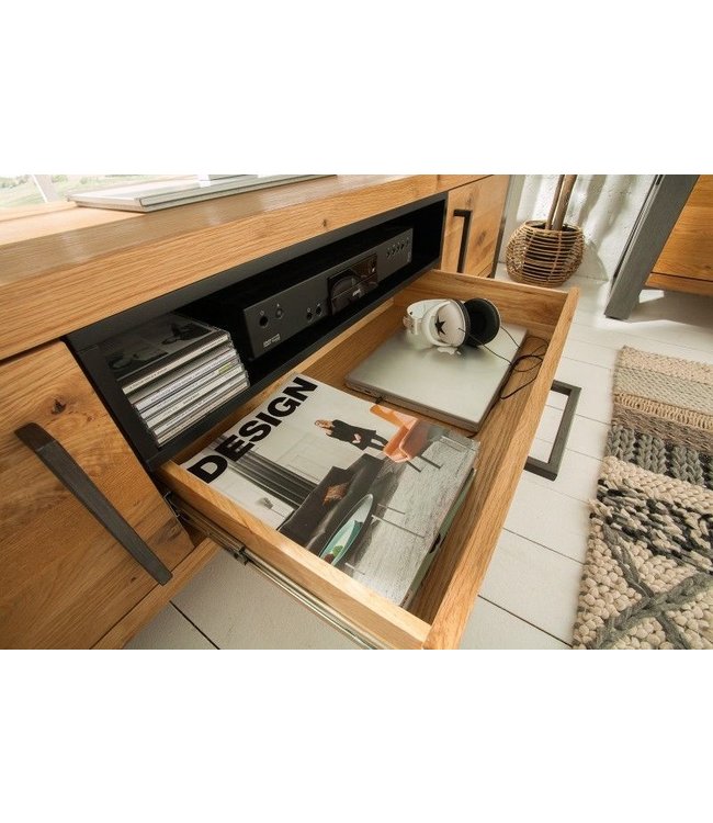 Invicta Interior Massief tv-meubel THOR 200cm wild eiken geolied lowboard in industrieel design - 38810