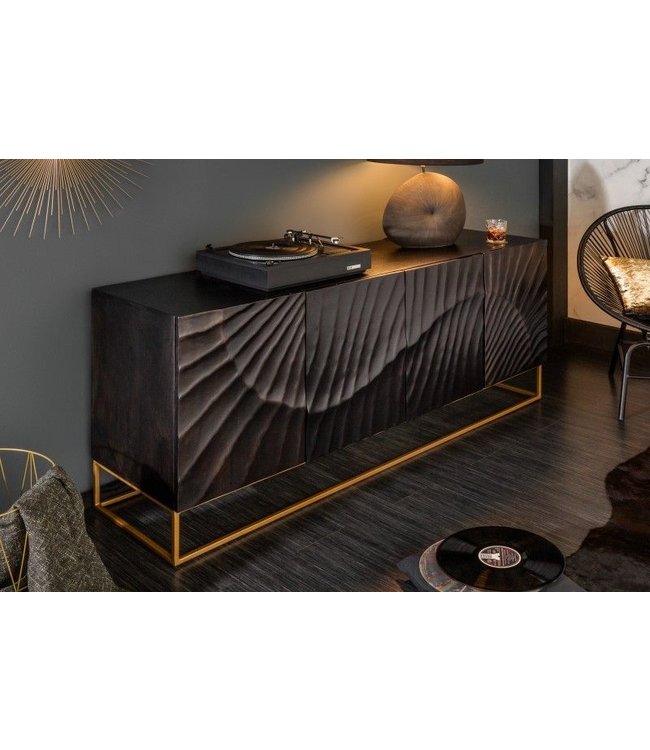 Invicta Interior Massief dressoir SCORPION 177 cm zwart mangohout met gedetailleerd 3D-snijwerk - 39232