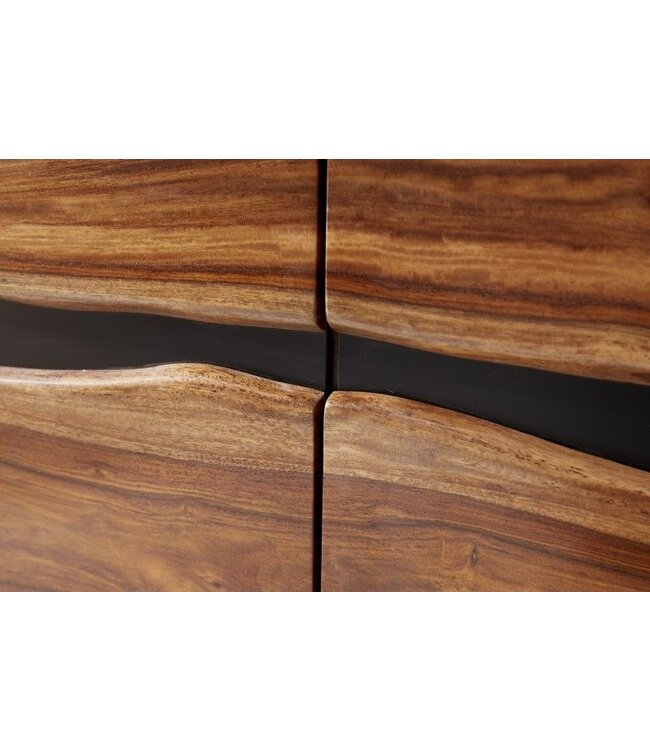 Invicta Interior Massief dressoir AMAZONAS 140cm bruine sheeshamhouten vitrinekast met boomrand - 40195