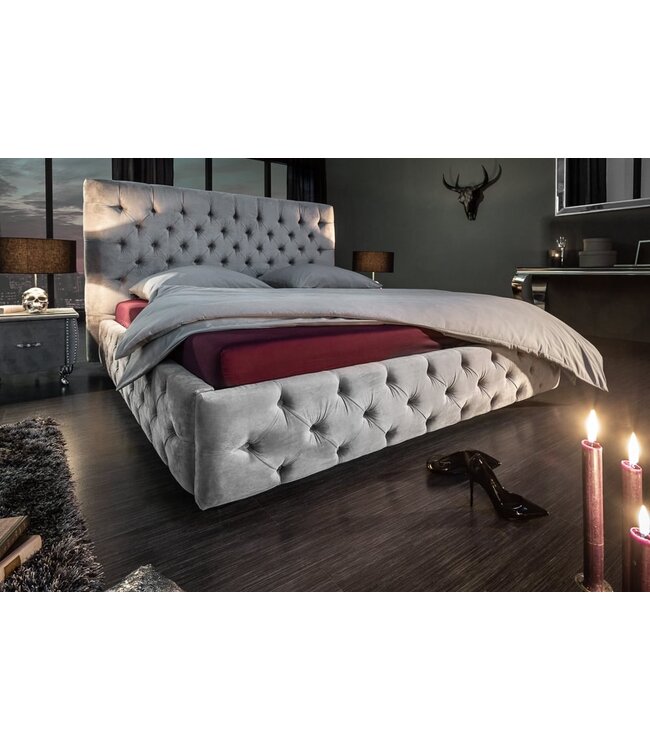 Invicta Interior Design tweepersoonsbed PARIS 180x200cm grijs fluweel Chesterfield - 39992