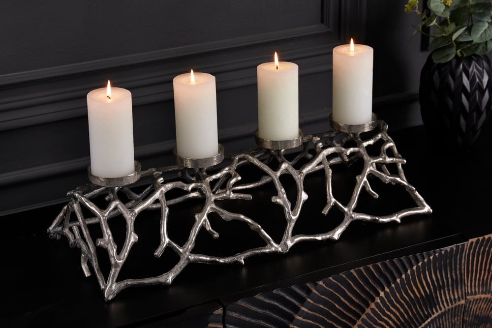 De symboliek van de vier kaarsen op een adventskrans - Vreugde van het Seizoen