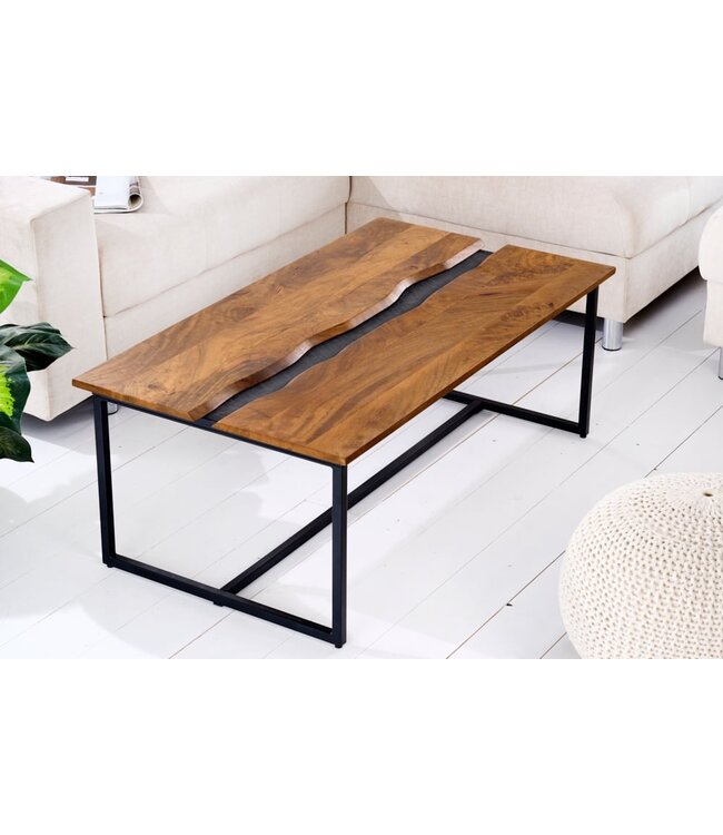 Invicta Interior Massieve salontafel AMAZONAS 110 cm mangohout metaal zwarte boomrand honingafwerking - 42183