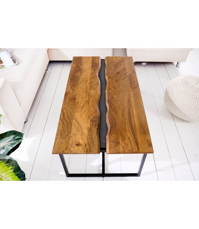 Invicta Interior Massieve salontafel AMAZONAS 110 cm mangohout metaal zwarte boomrand honingafwerking - 42183