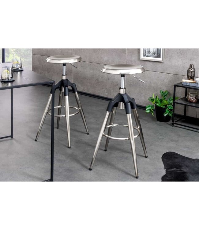 Invicta Interior In hoogte verstelbare barkruk INDUSTRIAL geborsteld chroom zilver zwart metaal rond draaibaar - 43655