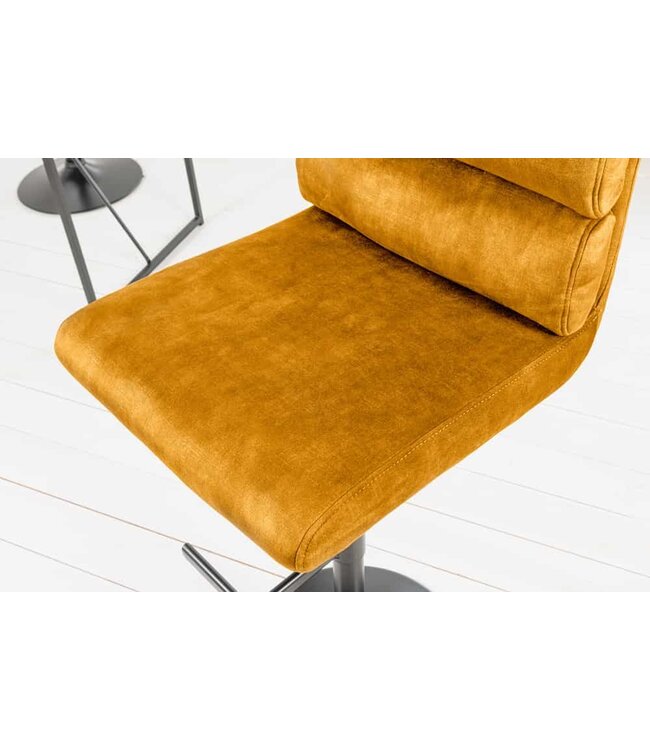 Invicta Interior In hoogte verstelbare barkruk COMFORT mosterdgeel fluweel draaibaar met zwart metalen rugleuning - 43652