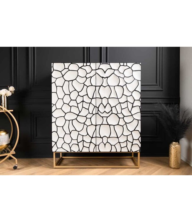 Invicta Interior Massief houten highboard VULCANO 120cm wit zwart mangohout met 3D houtsnijwerk handgemaakt metalen frame goud - 44645