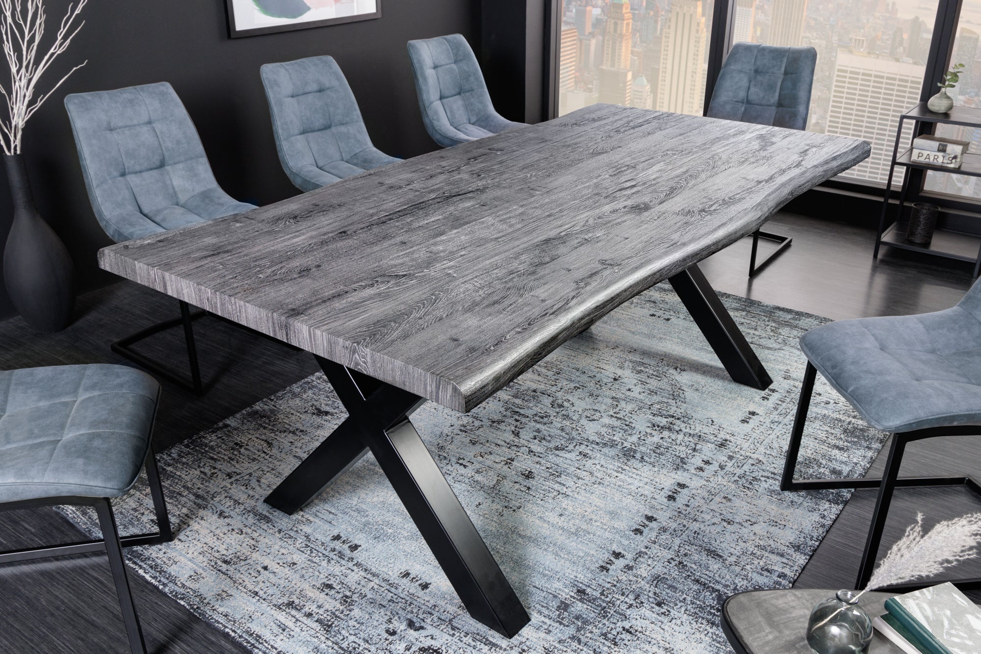 Industriële eettafel WILD 160cm grijs witgekalkt wild eiken design boomrand zwart X-poot - 45085 afbeelding
