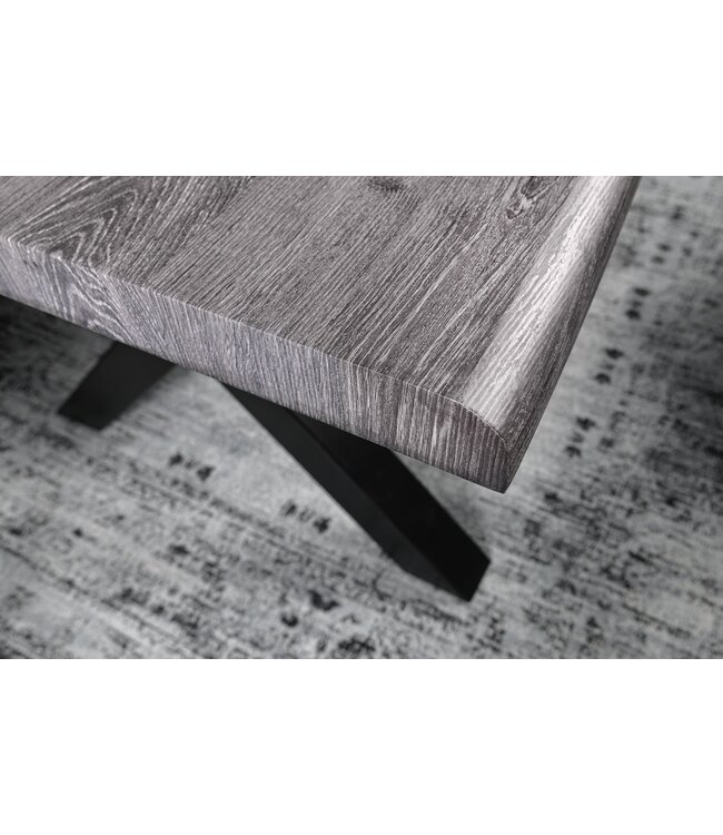 Invicta Interior Industriële eettafel WILD 160cm grijs witgekalkt wild eiken design boomrand zwart X-poot - 45085