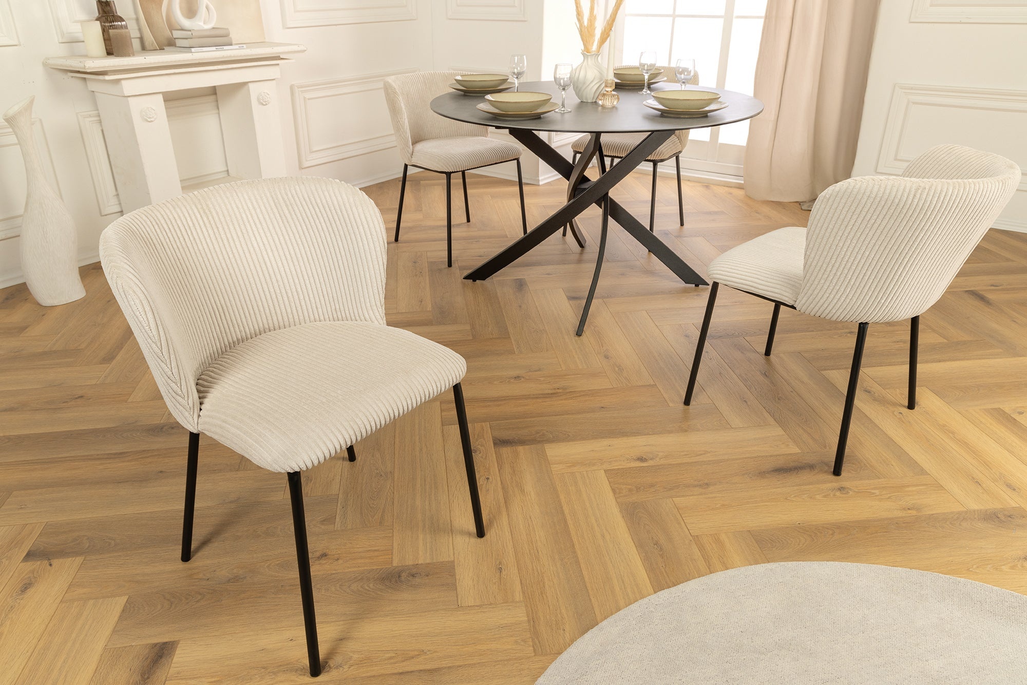 Design stoel LYON beige corduroy zwarte metalen poten - 44961 afbeelding