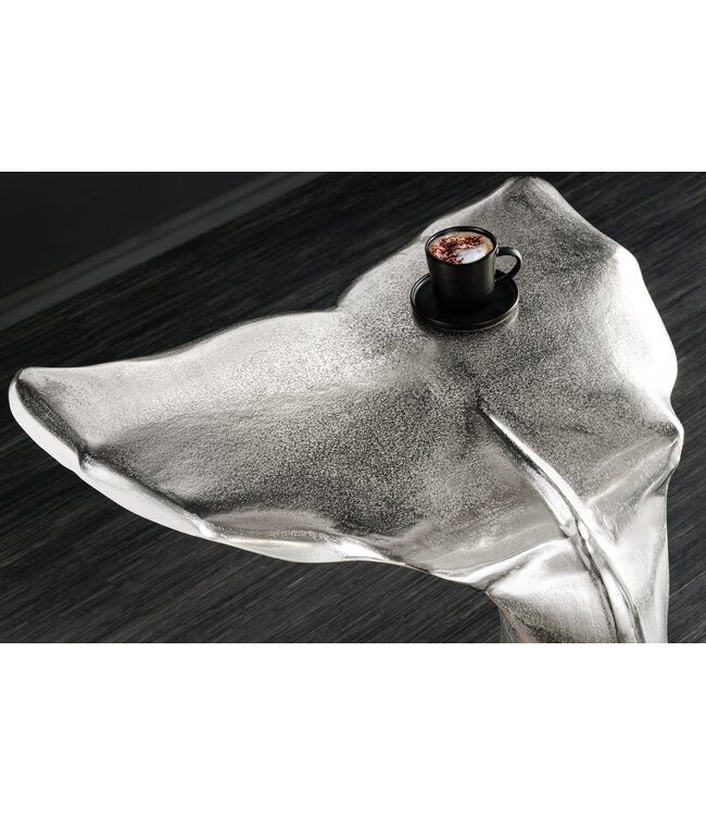 Invicta Interior Design Bijzettafel WILDLIFE Whale Fin 60cm zilver metaal handgemaakt - 44842