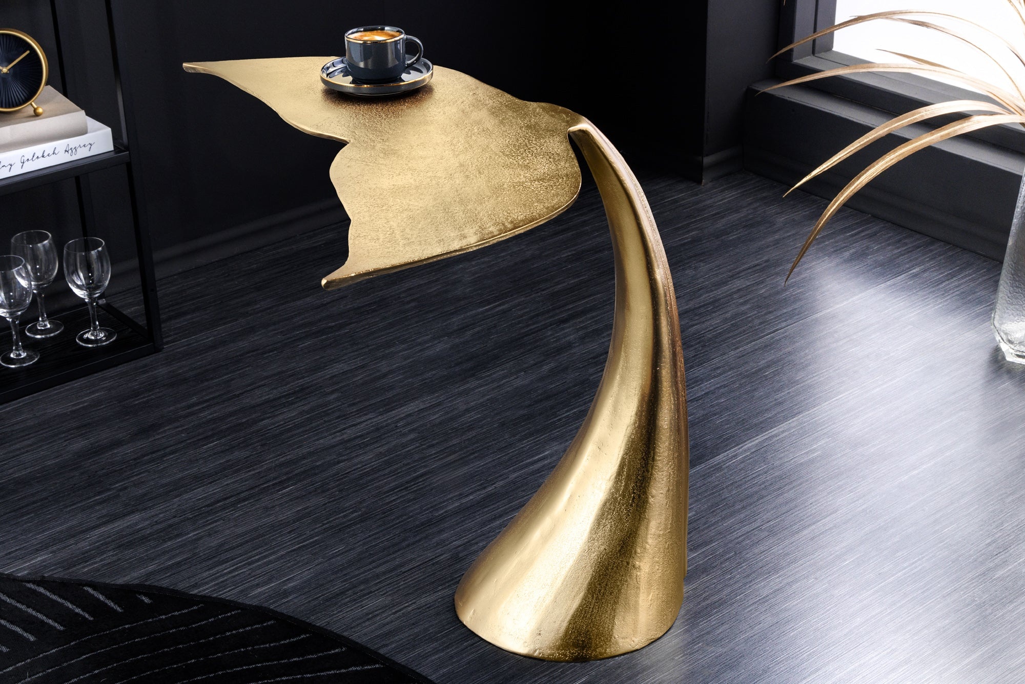 Design salontafel WILDLIFE walvisvin 70cm goud metaal handgemaakt - 43472 afbeelding