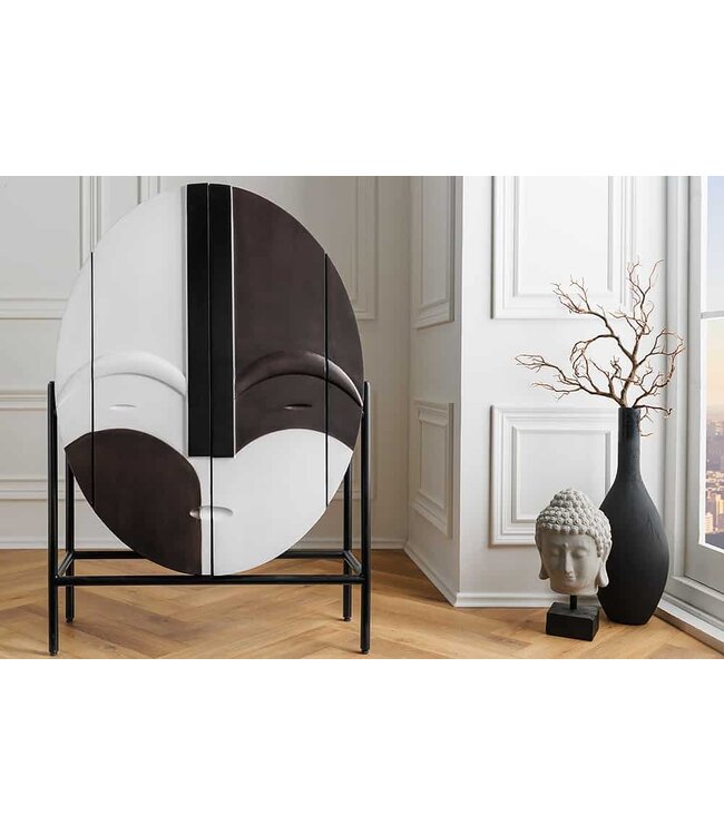 Invicta Interior Massief houten highboard VOODOO 120 cm bruin wit zwart mangohout met 3D-houtsnijwerk ovaal metalen frame - 44487